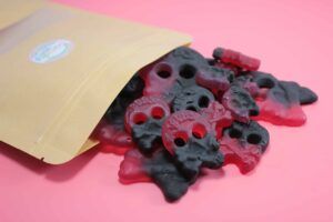 Bubs Raspberry/Liquorice Large Skulls 100g